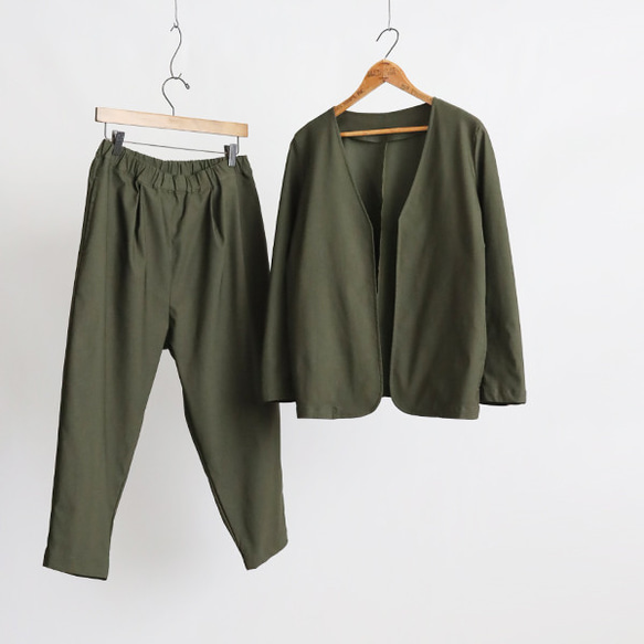 ⁂新作　８５ｃｍ丈　斜横ぐーんと伸びる伸縮ストレッチ　上下セットアップ　ノーカラージャケット　 テーパードパンツK76 6枚目の画像