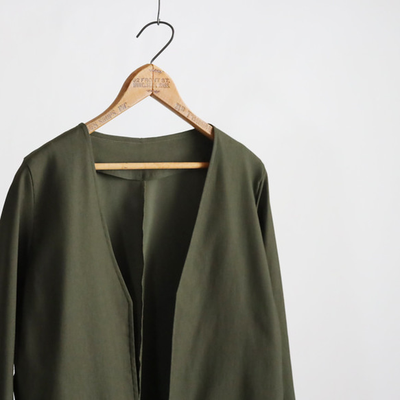 ⁂新作　８５ｃｍ丈　斜横ぐーんと伸びる伸縮ストレッチ　上下セットアップ　ノーカラージャケット　 テーパードパンツK76 7枚目の画像