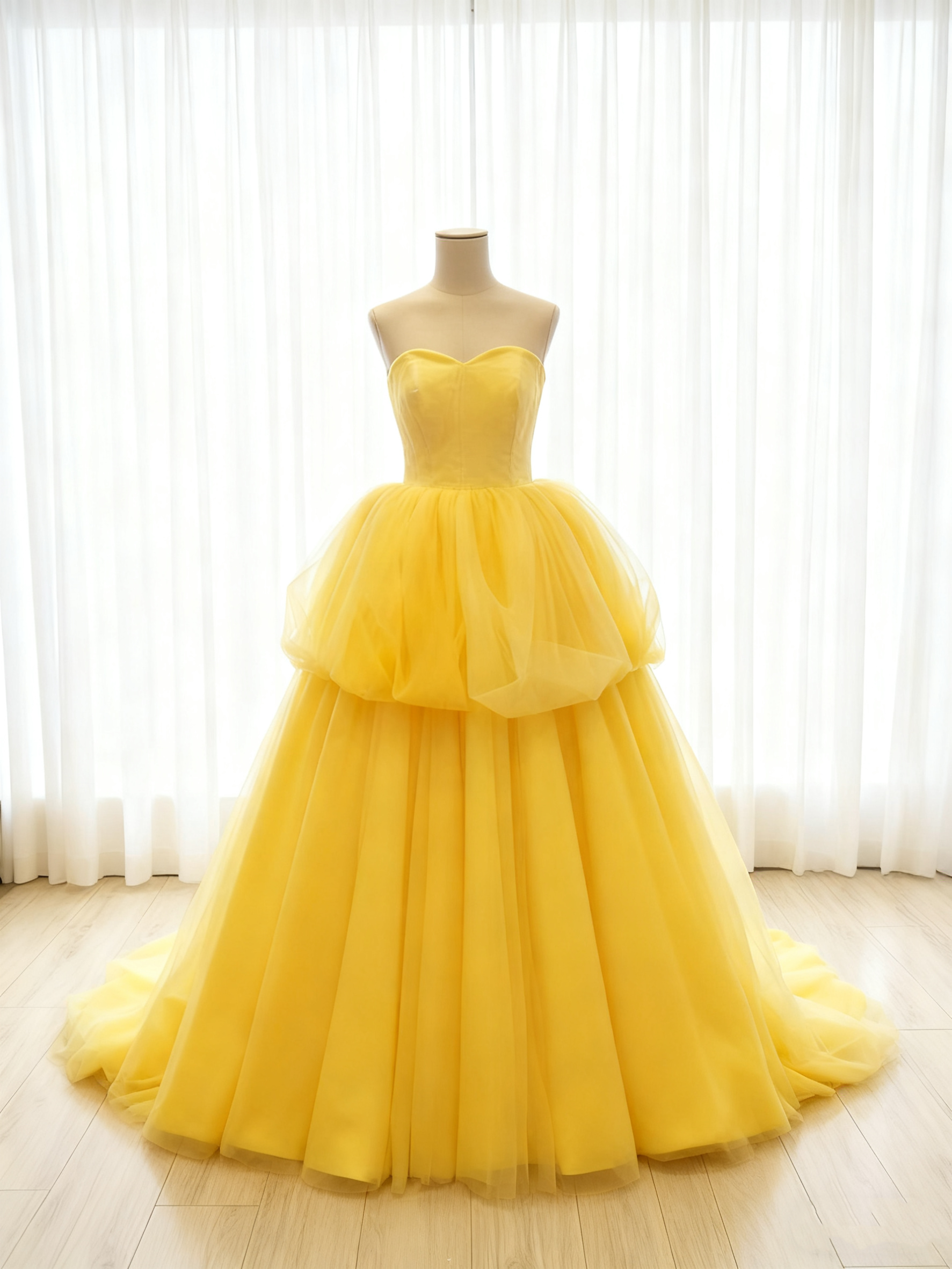 送料無料！カラードレス ベアトップ イエロー アシンメトリードレス 柔らかく重ねたチュールスカート フレアスカート 花嫁