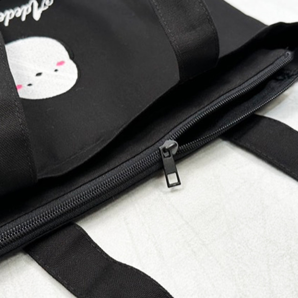 シマエナガの刺繍のファスナー付きキャンバス トートバッグ A4 レディース＜ブラック＞ 5枚目の画像
