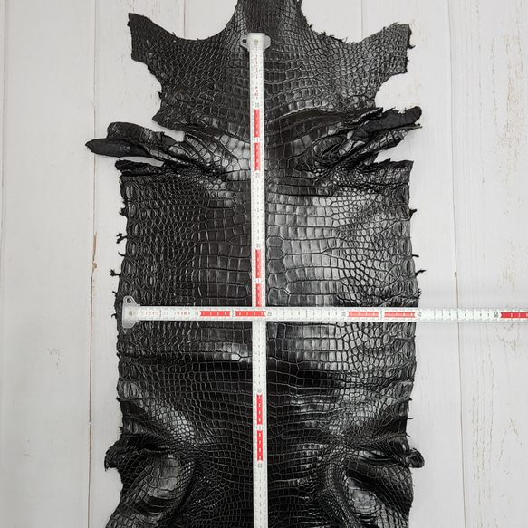 ワニ革 クロコ ナッパ仕上げ  黒 No.C009103 6枚目の画像