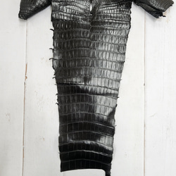 ワニ革 クロコ ナッパ仕上げ  黒 No.C009104 5枚目の画像