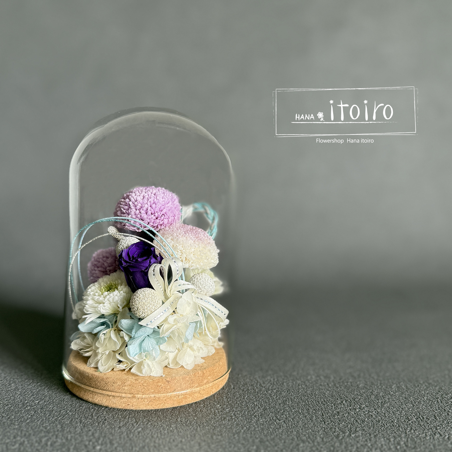 【NEW】　プリザーブドフラワーお供えアレンジ《ドーム藍》仏花