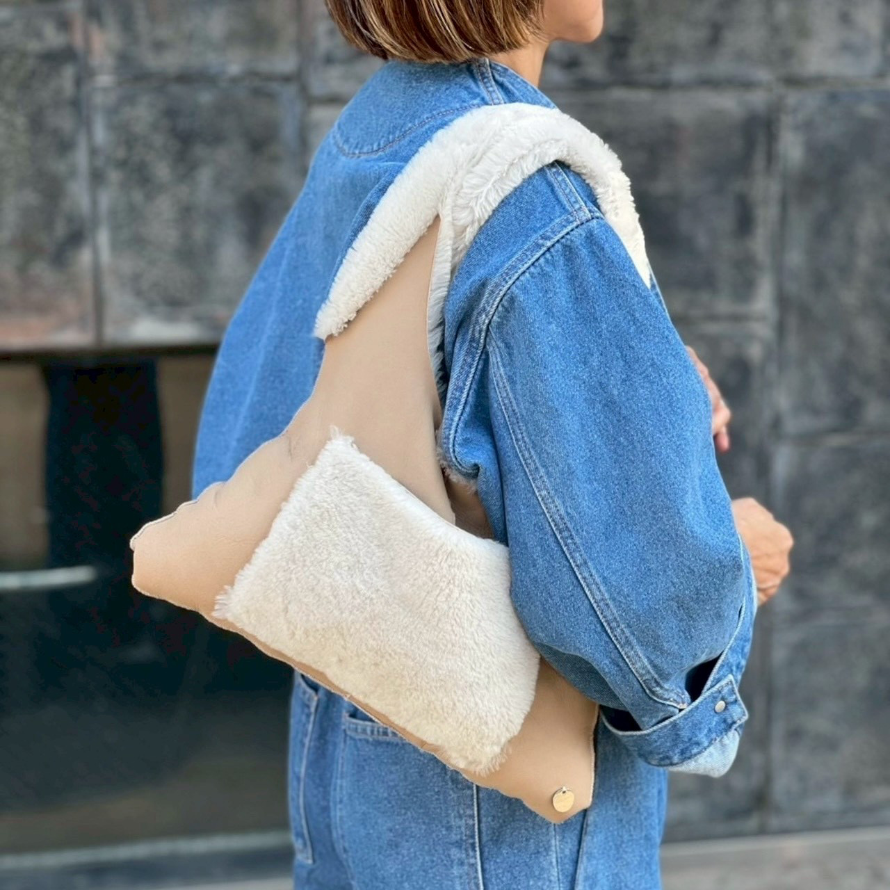 Nabel×hiros23コラボ　リバーシブルムートントライアングルトート ベージュ