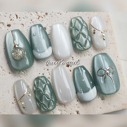 グリーンニュアンスネイル♡ ネイルチップ（つけ爪） fascino