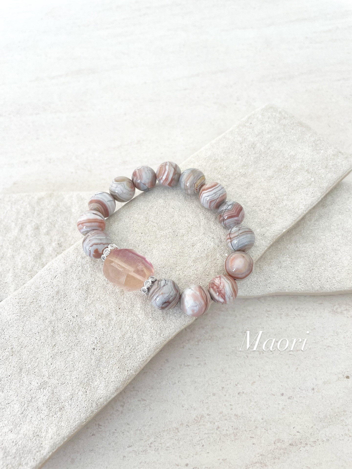 心をやさしく包み、笑顔を咲かせる天然石ブレスレット＊フローライト×クレイジーレースアゲート