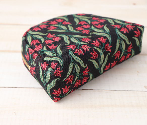 [ Creema限定クリスマス2025 ] ラウンドポーチA TRADITIE 5枚目の画像