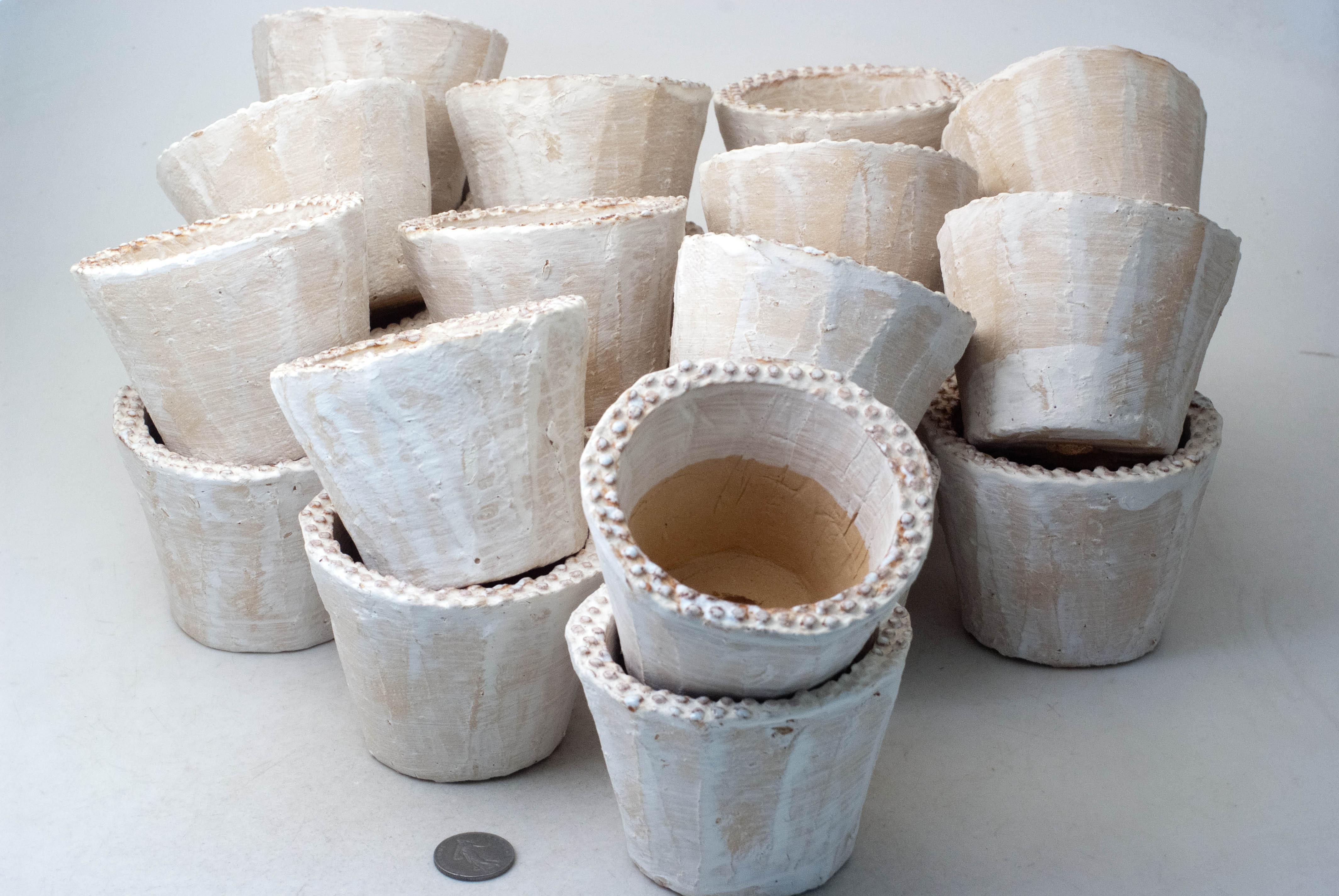 陶器製（2.5号ポット相当）多肉植物の欲しがる植木鉢 SMS- 24個セット　10%off　送料無料