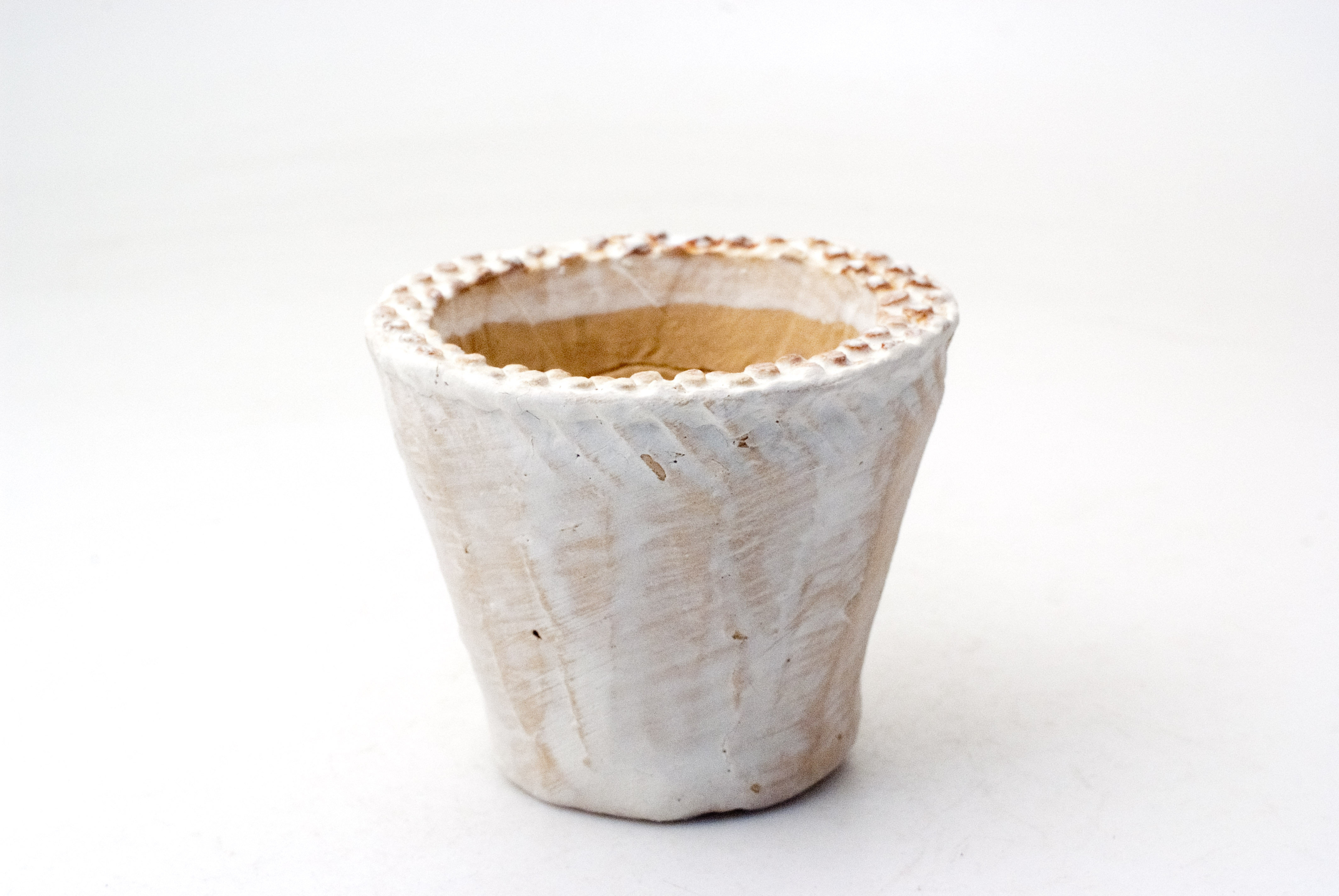 陶器製（2号ポット相当）多肉植物の欲しがる植木鉢　NSSS- 24個セット　10%off　送料無料