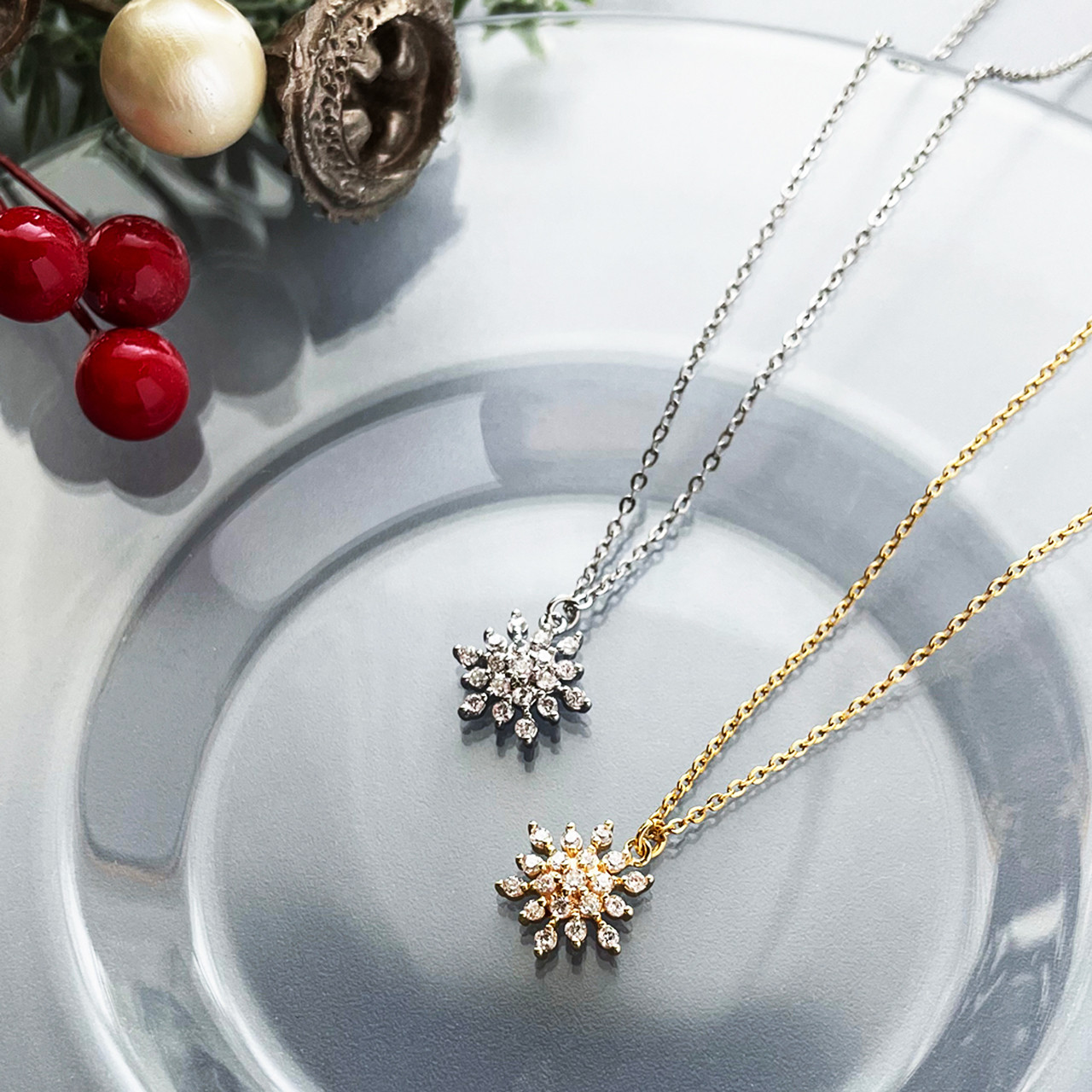 【煌めく雪の結晶！】雪の結晶ネックレス クリスマス ご褒美 冬限定2025 スノーフレーク