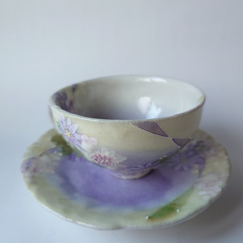 工房ゆずりは カップ＆ソーサー 紫を主体にした華やかで落ち着いた上品