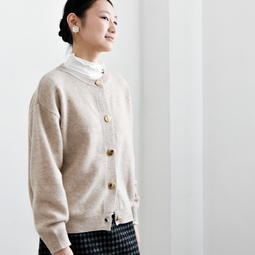 カシミヤ☆3カラー展開】カーディガン│鏡ボタン│厚手│カジュアル