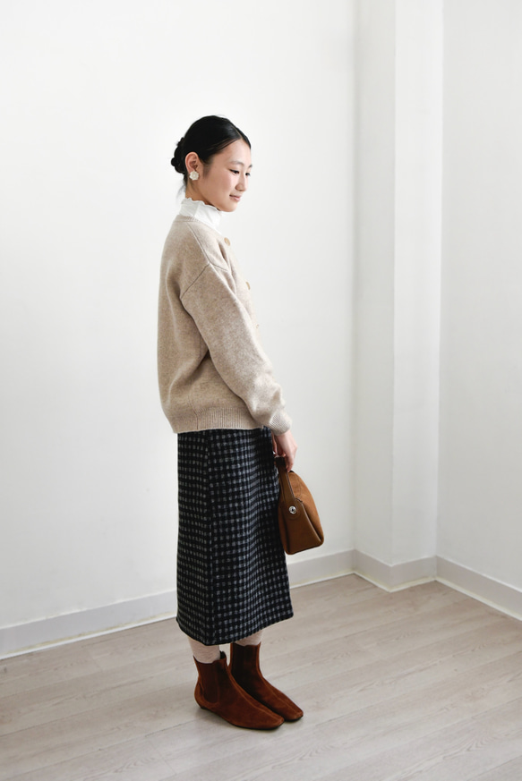 【カシミヤ★3カラー展開】カーディガン│鏡ボタン│厚手│カジュアル│通勤・通学│C-77 16枚目の画像