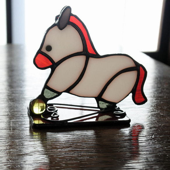 お正月2026 ステンドグラス干支 午「お馬のしろ♪」正月 新年 8枚目の画像