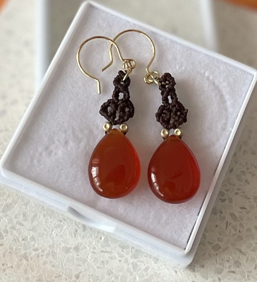 〜【 カーネリアン 】マクラメピアス