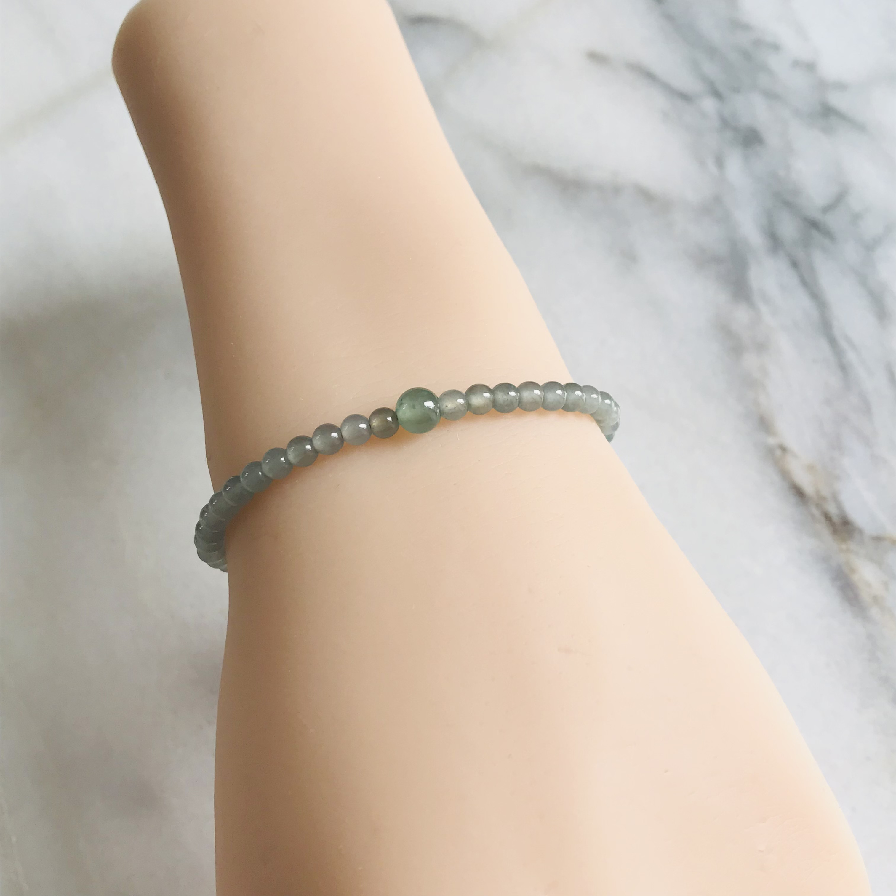 [B440-001］ ジェイド　JADE ヒスイ　本翡翠　ブレスレット　天然石　グアテマラ産