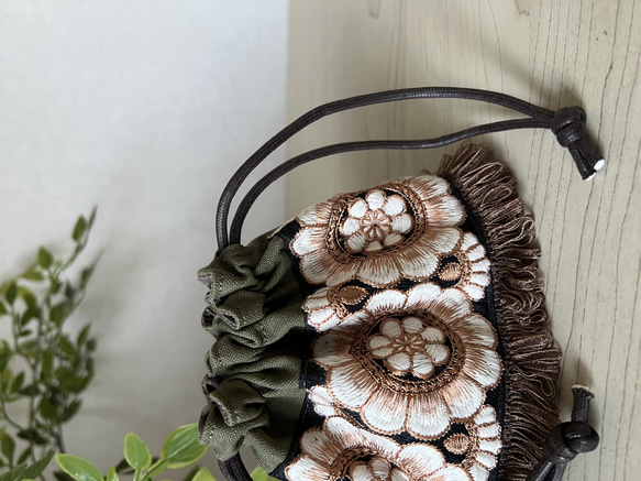 ミニ巾着 / カーキグリーン / 1点もの 1枚目の画像