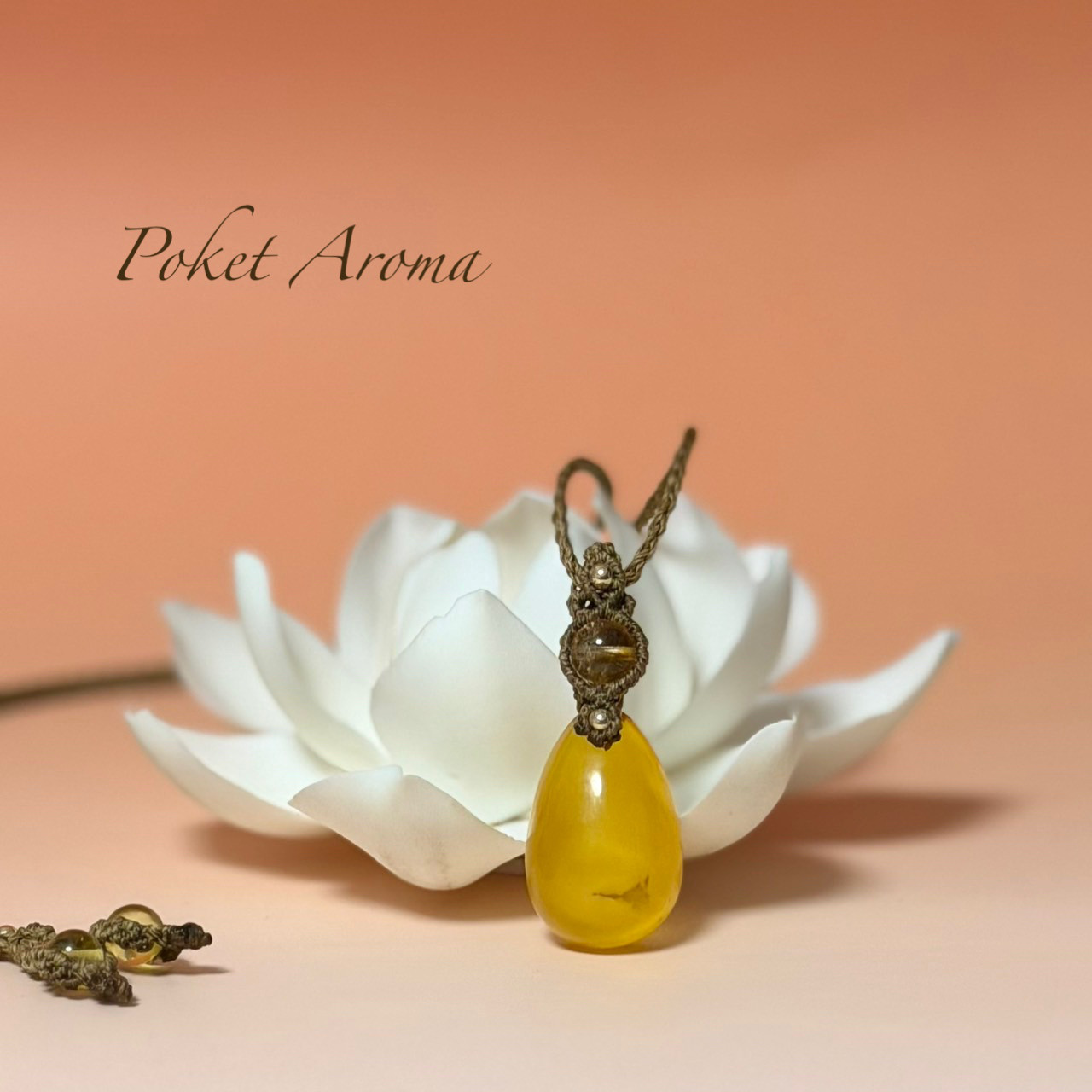 『洸楼』ゴールデンアンバーとハイクリアシトリンのマクラメペンダントネックレス