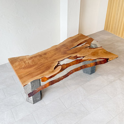 天然木の高級座卓（一枚板、匠職人の希少品） 天然木の高級座卓（一枚板、匠職人の希少品） 銘木・銘木