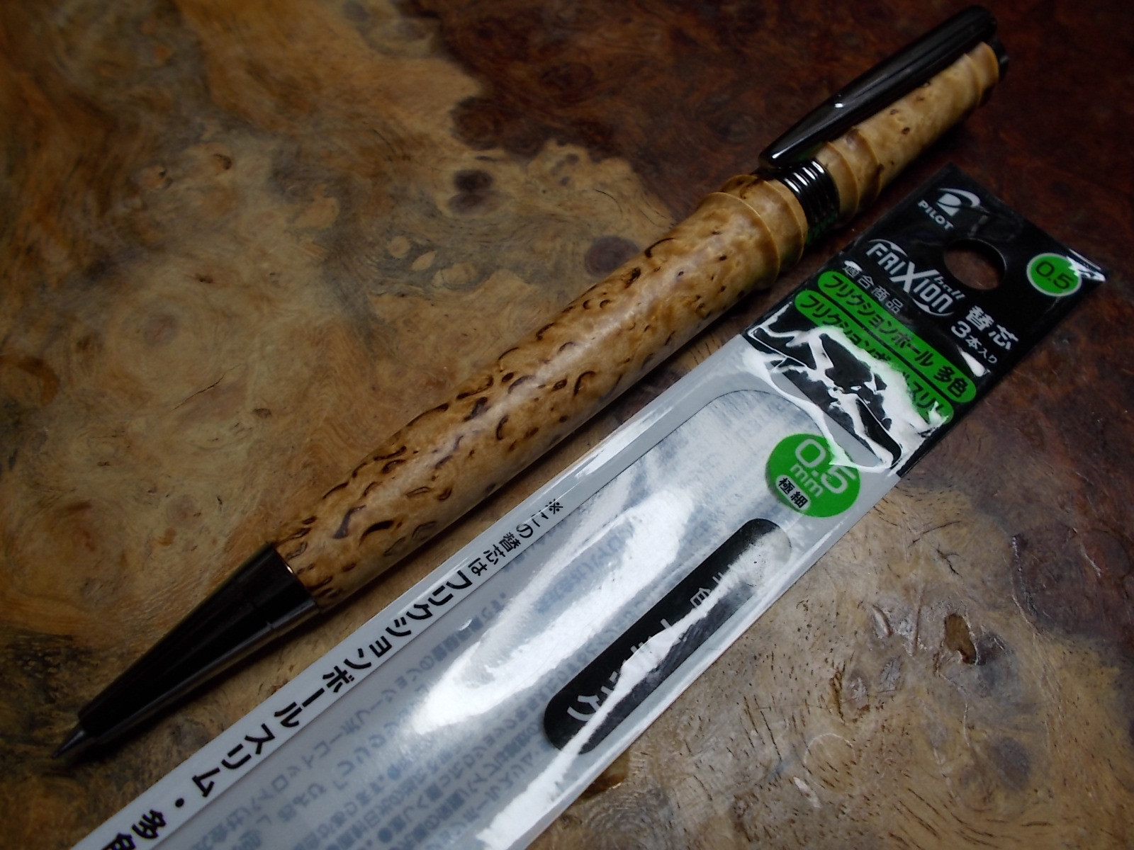 希少！　マスールバーチのフリクションスリムのボールペン 　(ジェットストリーム ＳＸＲ-80 使用可能)　手作り品!