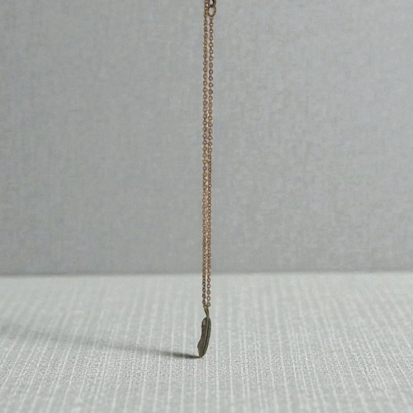 【フェザーネックレス】　50cm & 60cm　真鍮アクセサリー　シンプル　ユニセックス