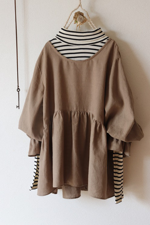 ハーフリネンのキャンディースリーブtops（モカベージュ） 9枚目の画像
