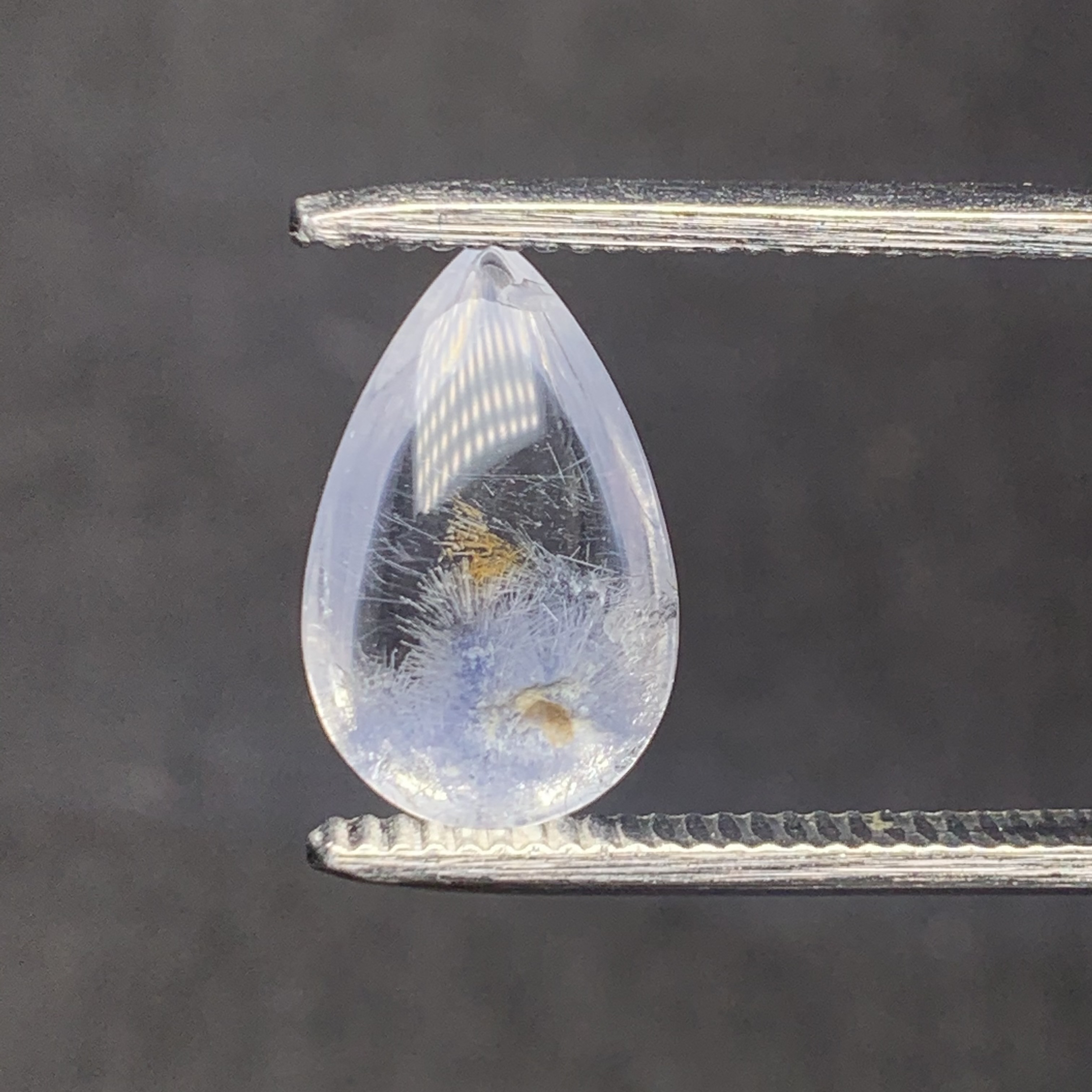 1.7グラム　デュモルチエライトインクォーツ ルース／天然水晶の中の青い世界／一点もの 希少天然石