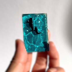 ジンベイザメの（コバルトブルー濃い）オブジェ / レジン / インテリア / 置物 / 夏 / 海 6枚目の画像