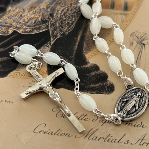 フランス 奇跡のメダイ教会 奇跡のメダイユ ホワイトロザリオ