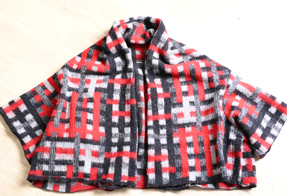 ふんわり♪ぬくぬく♪なショールタイプカーディガン　：レッド系 10枚目の画像