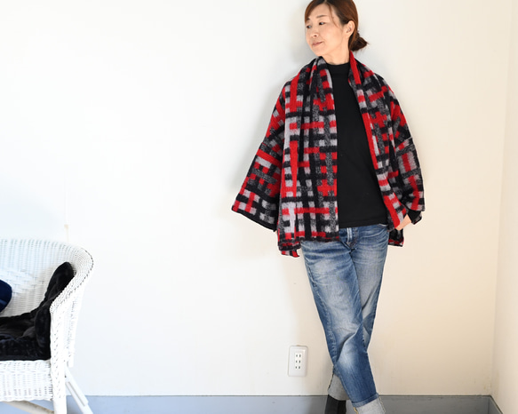 ふんわり♪ぬくぬく♪なショールタイプカーディガン　：レッド系 6枚目の画像