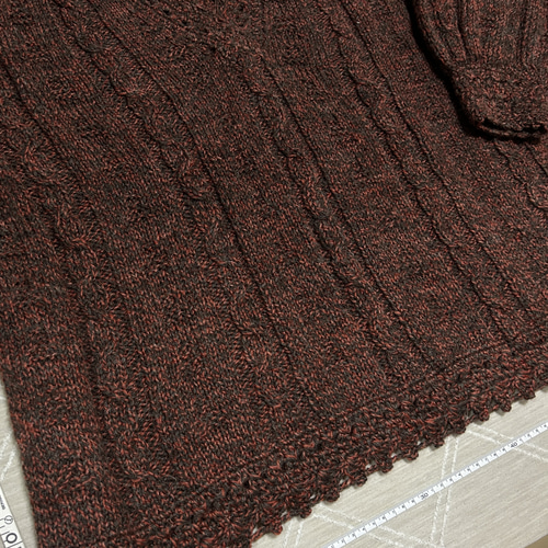 1点もの】ブラウン系ケーブル編み長袖セーター ニット・セーター