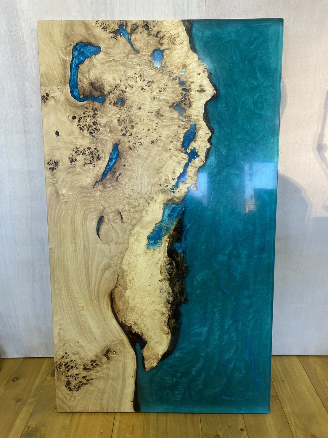 一枚板専門店　レジン天板⑧　ポプラ×グリーン