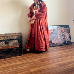 クロシェレースとプリーツのクラシカルワンピース　レンガ 7枚目の画像