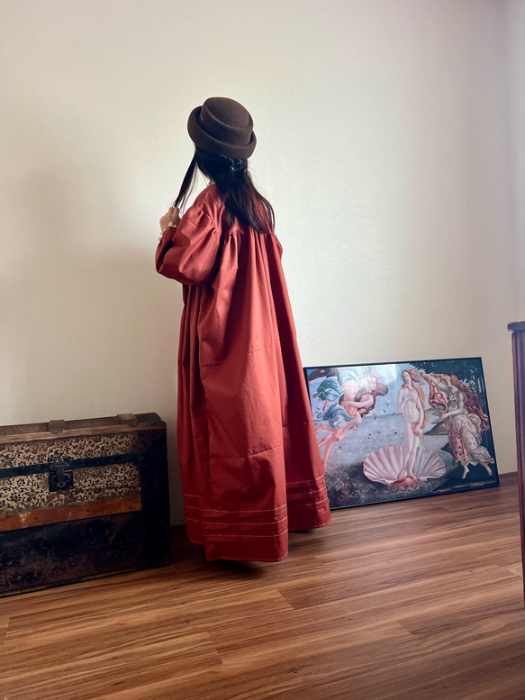 クロシェレースとプリーツのクラシカルワンピース　レンガ 6枚目の画像