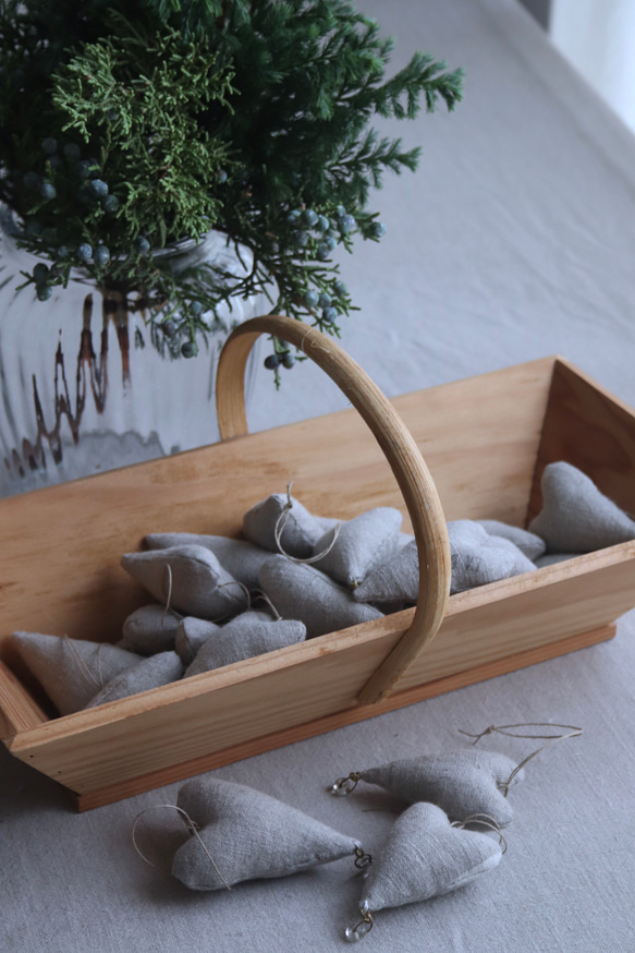 リネン製ハートオーナメントと針葉樹のセット 6枚目の画像