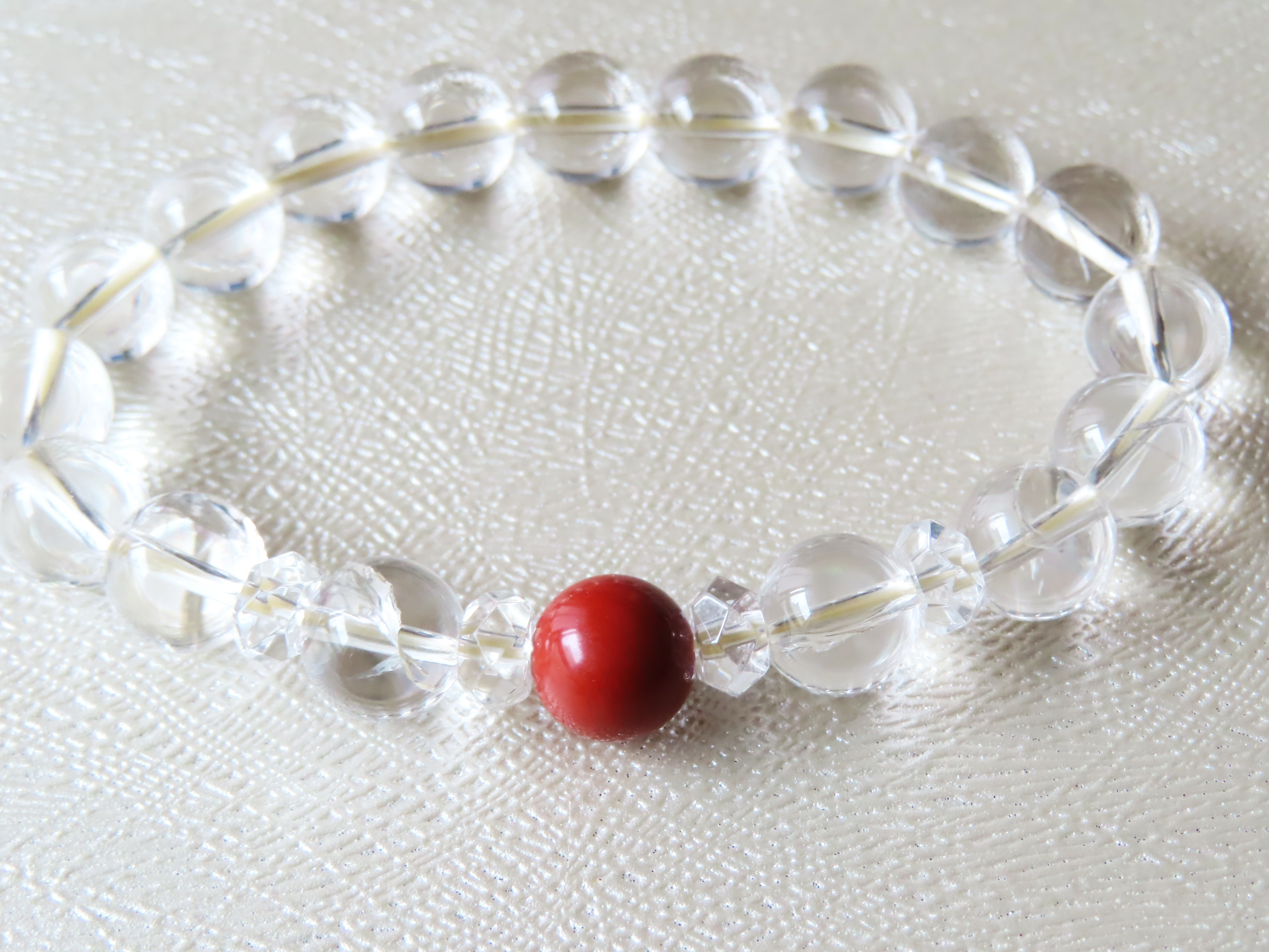 佐渡の赤玉石　ブレスレット　　　特別な時を刻む