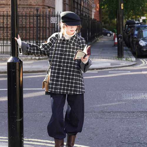 リバーシブル仕様 裏面チェック柄 Aラインウールミドル丈コート【春冬