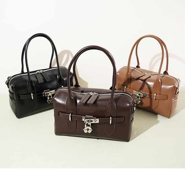 上質レザーの3WAYトートバッグ｜秋冬コーデに映える大容量レザーバッグ