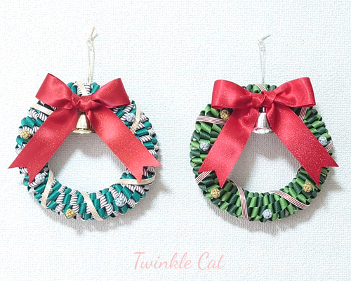 ラメ入りリボンとベルが付いたクリスマスリース♡ 紙バンド(クラフト