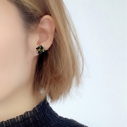 新作】大人のリボン×美濃焼 ピアス・イヤリング｜ブラック×ゴールド