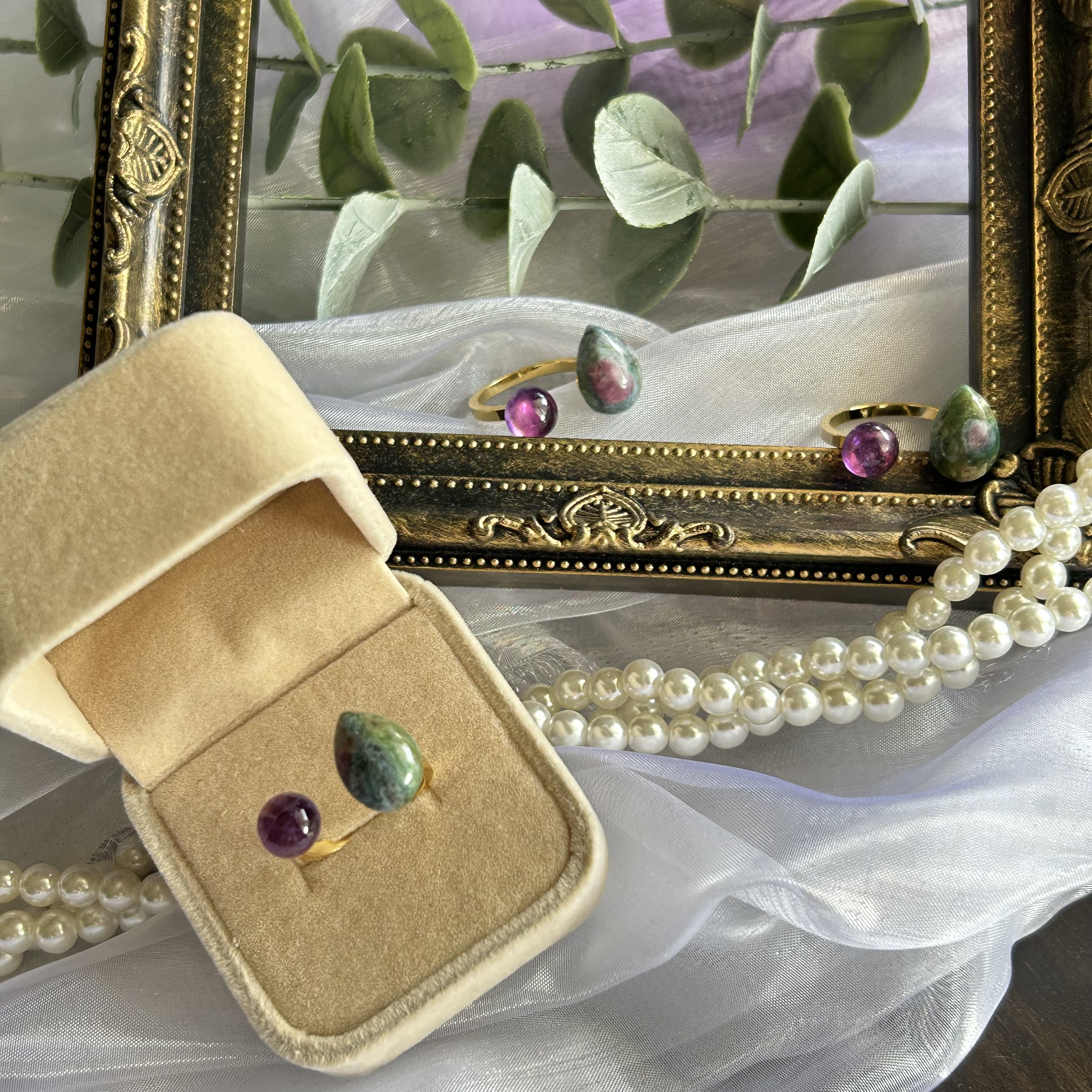 優雅なリング ルビーインフックサイト×アメジスト