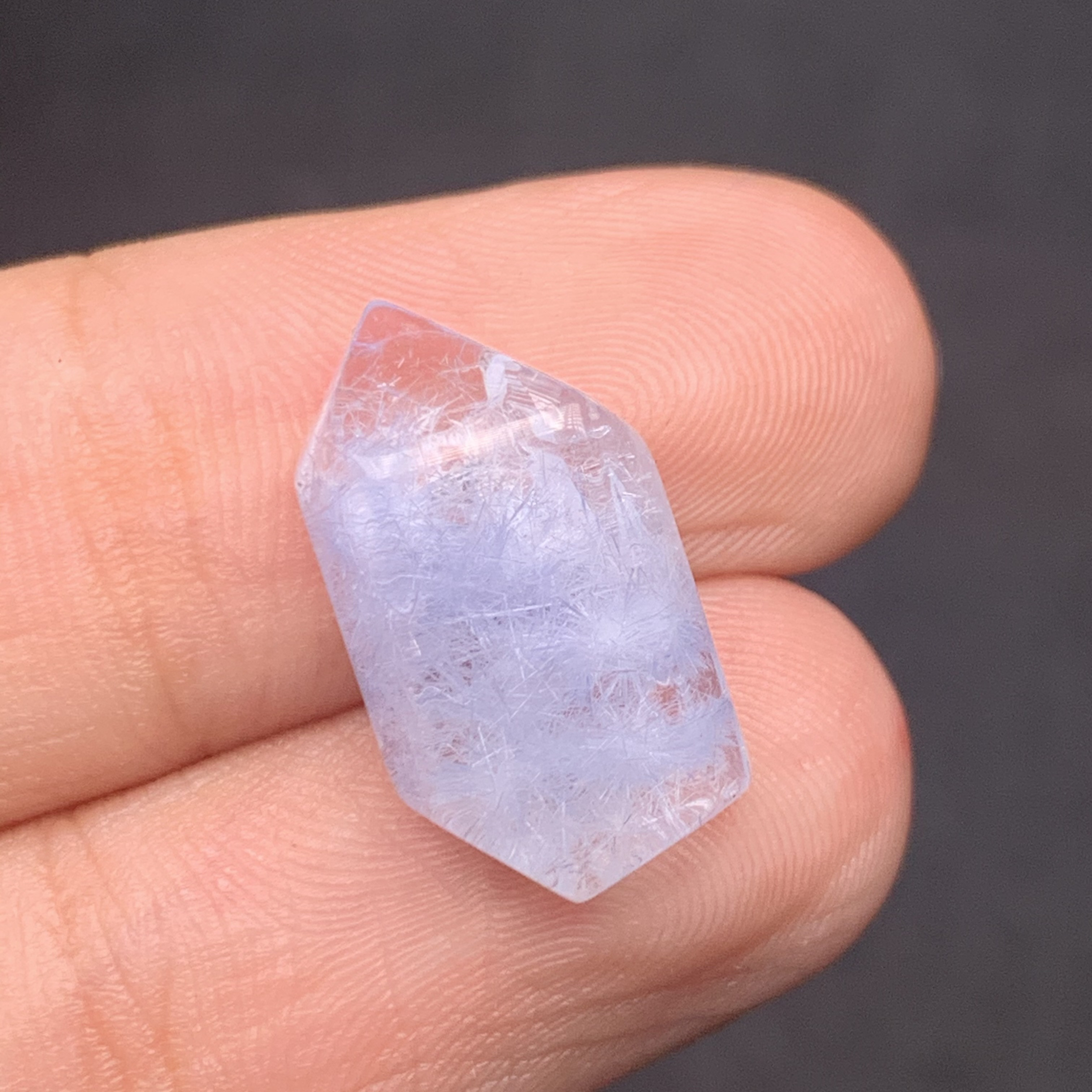 1.4グラム デュモルチエライトインクォーツ ルース／天然水晶の中の青い世界／一点もの 希少天然石