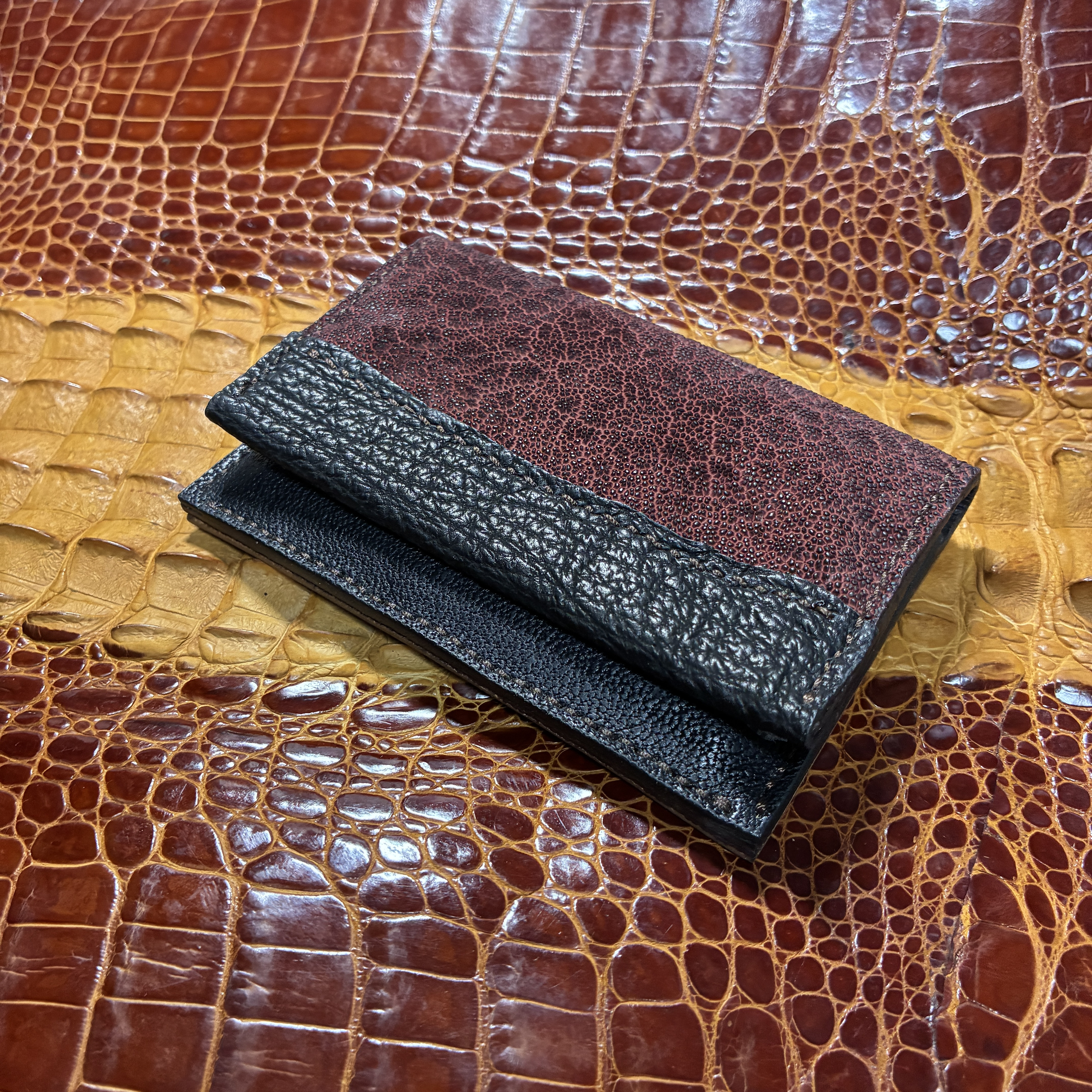 エキゾチックレザー名刺入れ