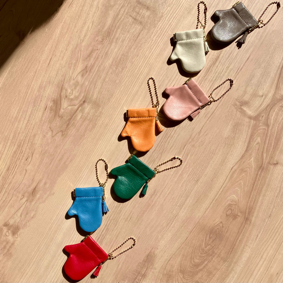 【特集掲載】冬のカラフルminiミトン レザーチャーム&リングケース 15枚目の画像