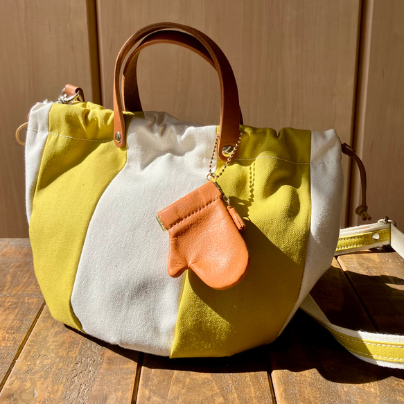 【特集掲載】冬のカラフルminiミトン レザーチャーム&リングケース 5枚目の画像