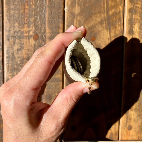 【特集掲載】冬のカラフルminiミトン レザーチャーム&リングケース 4枚目の画像