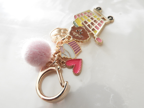 11月☆ 犬の日☆彡保護犬チャリティー☆彡　お買物 プードル ちゃん キーホルダ　☆彡　＊犬　トイプードル 16枚目の画像