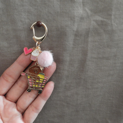 11月☆ 犬の日☆彡保護犬チャリティー☆彡　お買物 プードル ちゃん キーホルダ　☆彡　＊犬　トイプードル 10枚目の画像