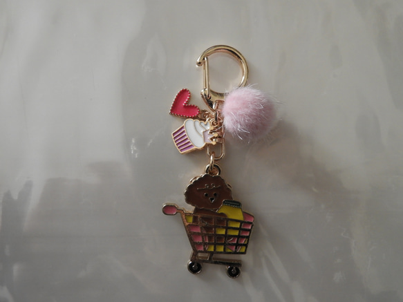 11月☆ 犬の日☆彡保護犬チャリティー☆彡　お買物 プードル ちゃん キーホルダ　☆彡　＊犬　トイプードル 14枚目の画像